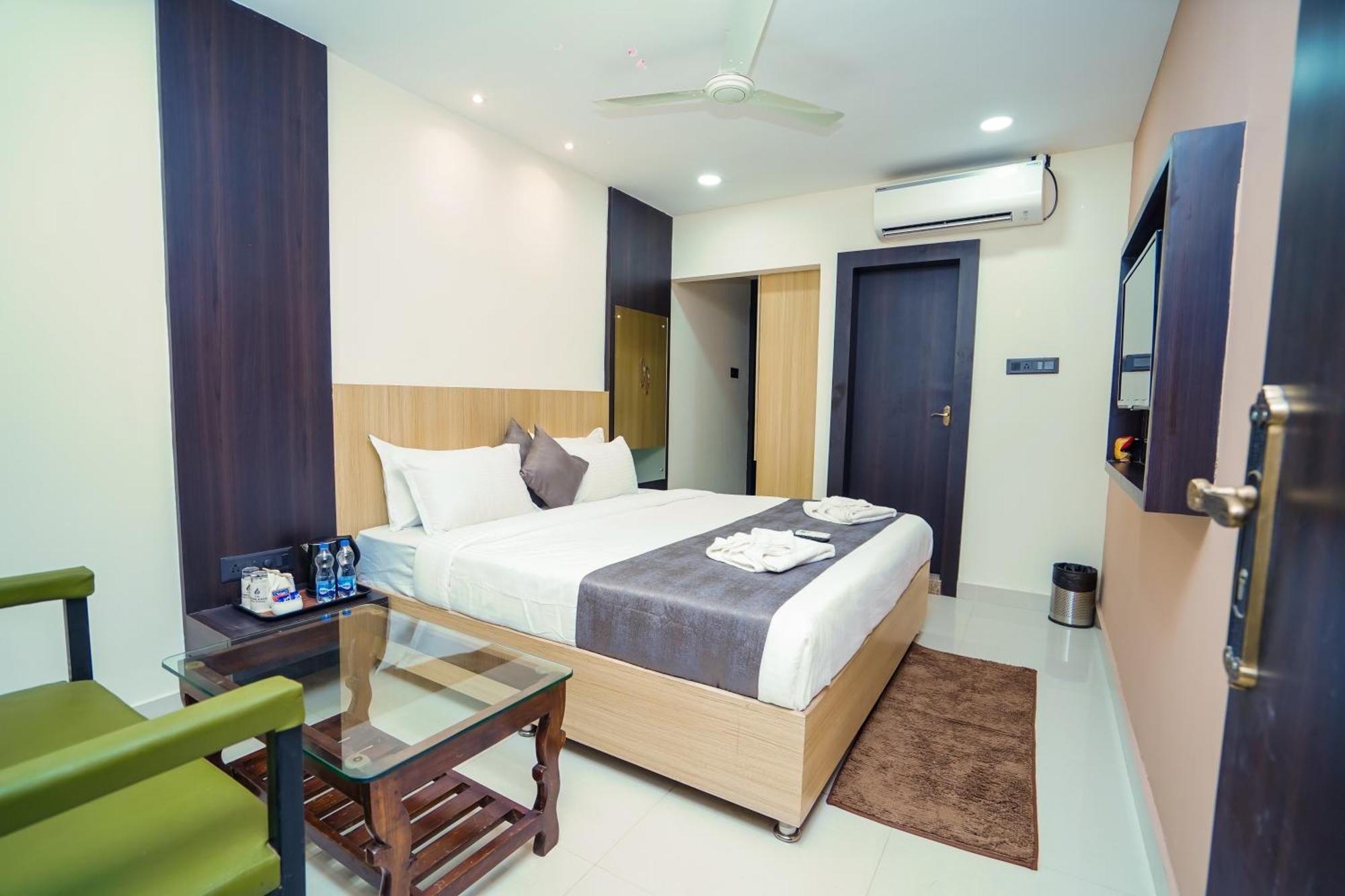Hotel Middleton Nxt Bhubaneswar Eksteriør bilde