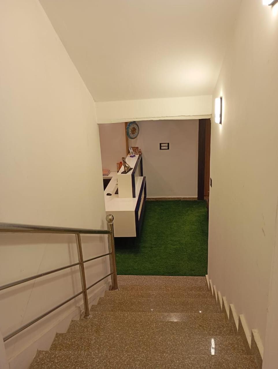 Hotel Middleton Nxt Bhubaneswar Eksteriør bilde